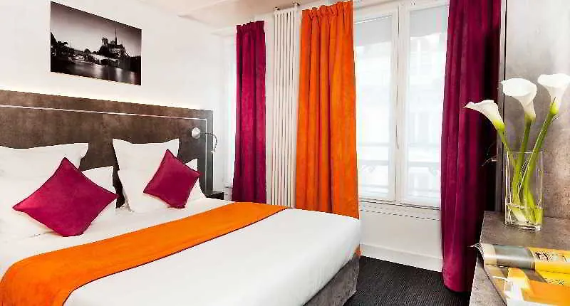 Du Plat D'etain Hotel Paris
