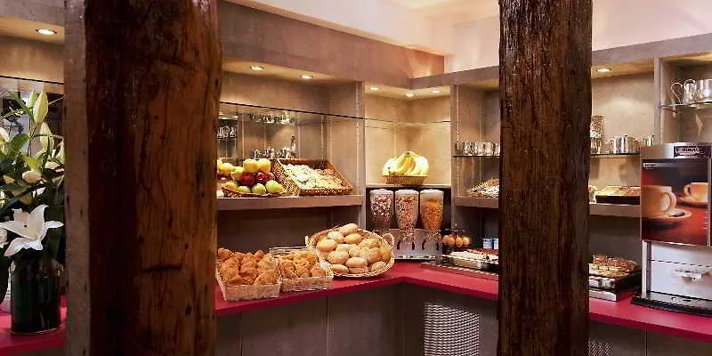 Du Plat D'etain Hotel Paříž