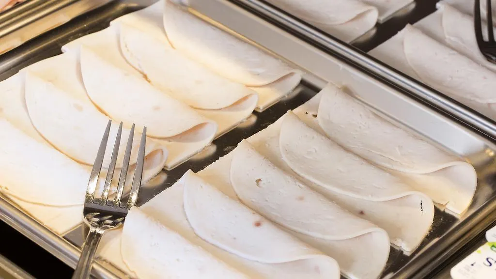 Du Plat D'etain Paříž